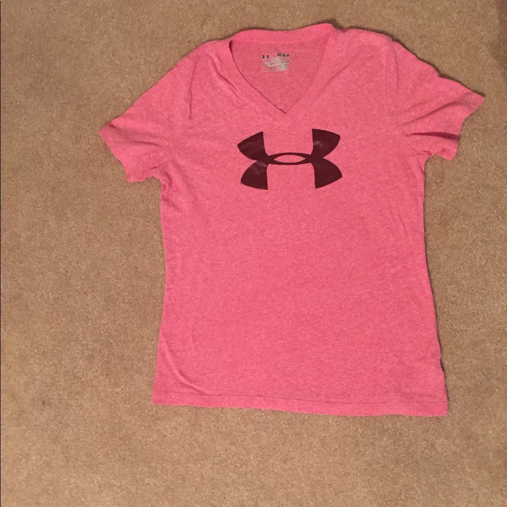 NWOT Under Armour womens t-shirt